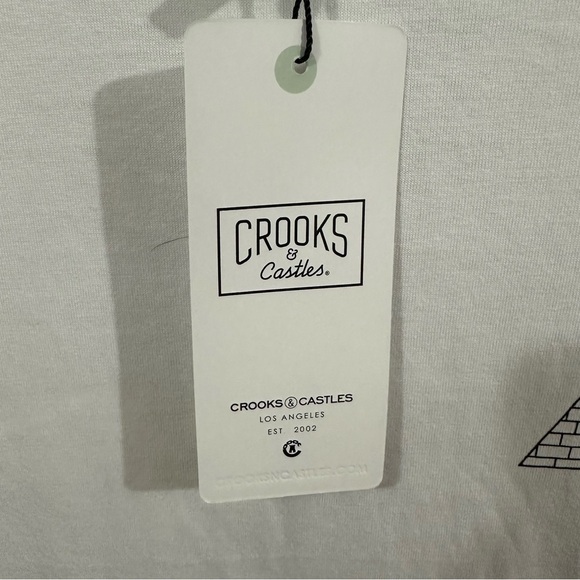 Crooks & Castles Medusa Illuminati Shirt NWT - Picture 9 of 9